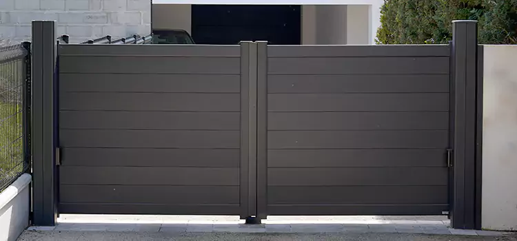 Common Residential Gate Issues We Resolve in Oakdale, MN